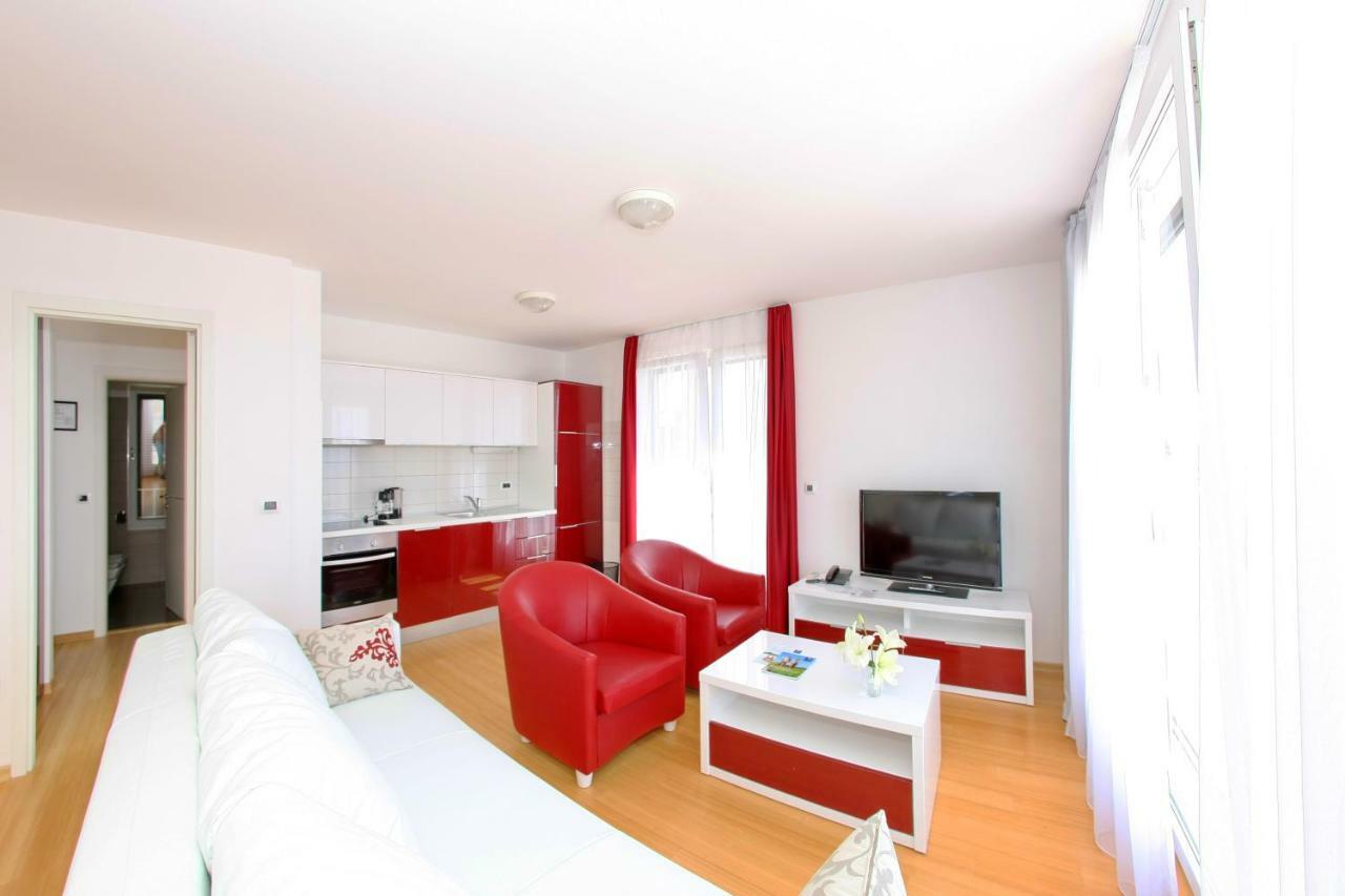 Sunset Apartment ペトルチャネ エクステリア 写真