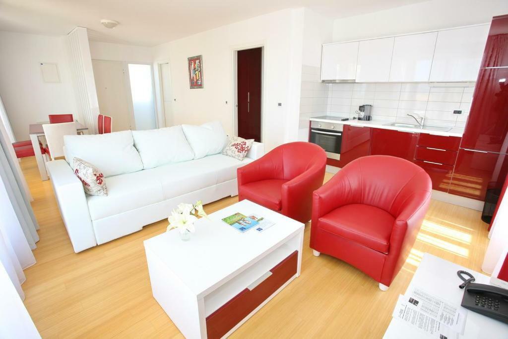 Sunset Apartment ペトルチャネ エクステリア 写真